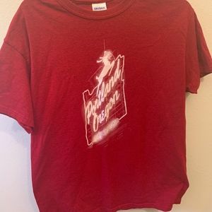 Red Portland Oregon White Stag Tee Mens Medium